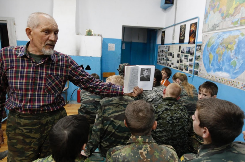 Imagen: lección de historia militar. CC/ Eduard Korniyenko.